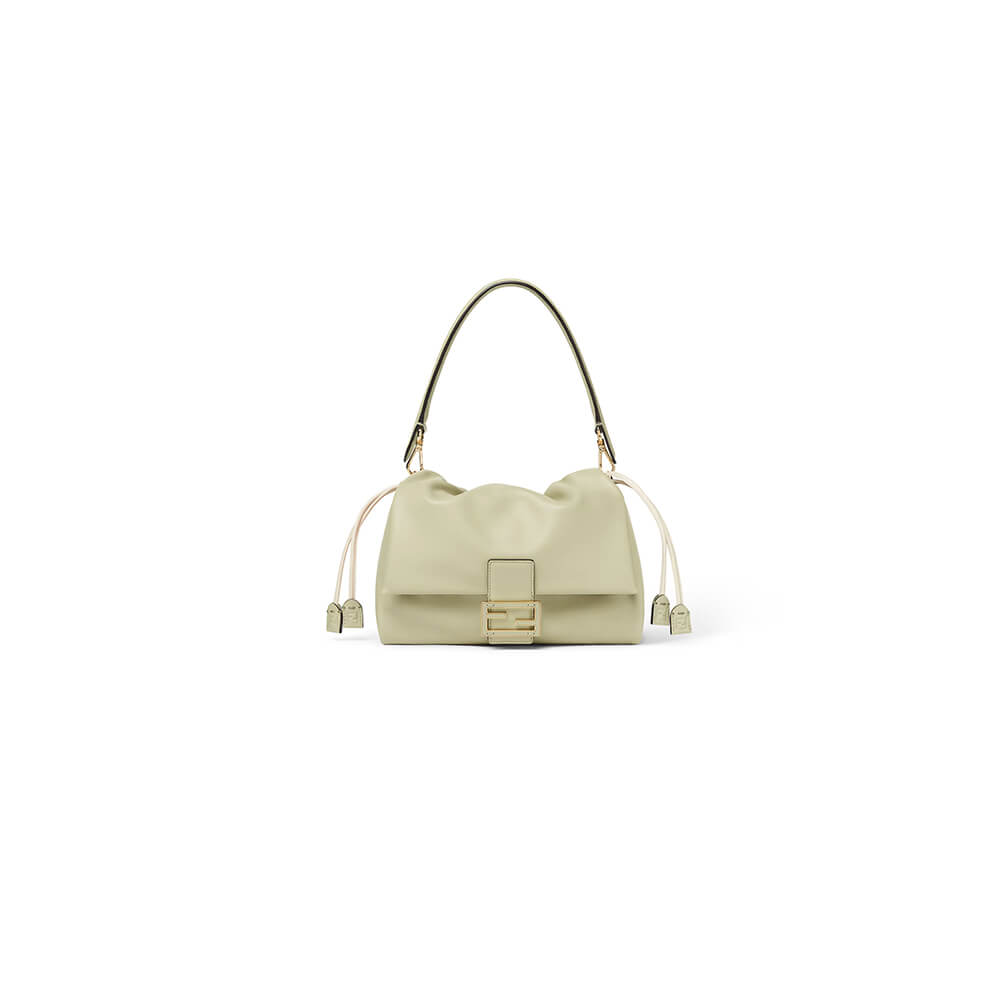 Fendi Mamma Baguette Medium(high-end grade)